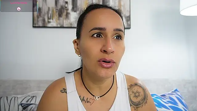 Sara Charmy online show from 02-02-26, 11:09