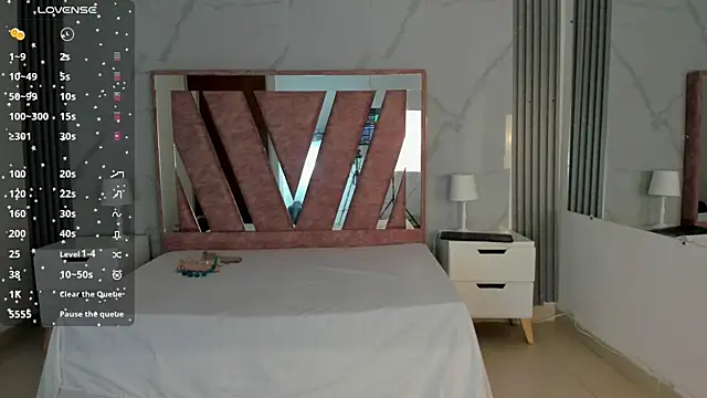 Snapshot of SweetAlana_ chatting on 09-08-25, 07:35 SweetAlana online show from 09-08-25, 07:35