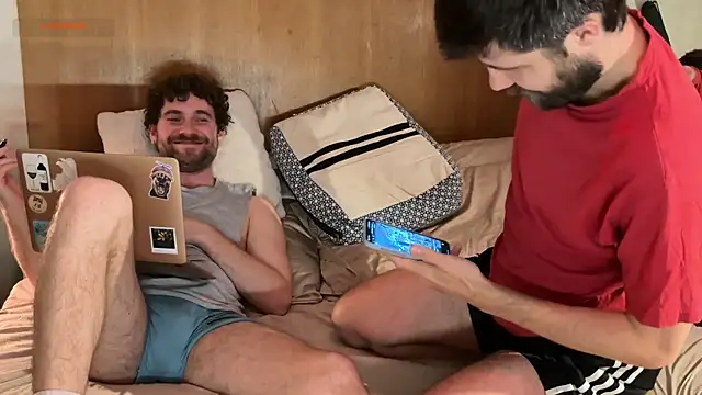 Snapshot of GunnarReed chatting on 09-26-25, 09:30 GunnarReed online show from 09-26-25, 09:30