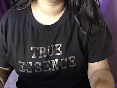 Snapshot of Nainaa78 chatting on 10-18-25, 07:14 Nainaa78 online show from 10-18-25, 07:14