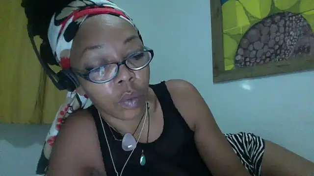 Ladyzee25 online show from 09-23-25, 01:30