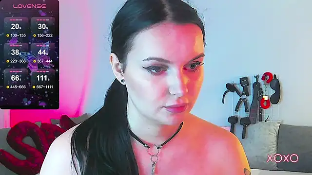 Miss Vic online show from 04-21-26, 06:01