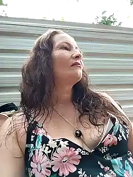 Snapshot of Sexy-Woman-Mature chatting on 03-04-25, 01:28 Sexy-Woman-Mature online show from 03-04-25, 01:28