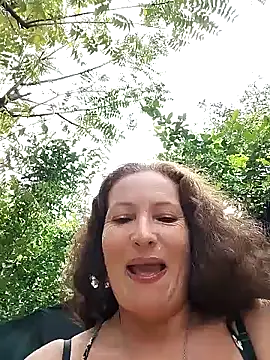 Snapshot of Sexy-Woman-Mature chatting on 03-04-25, 04:30 Sexy-Woman-Mature online show from 03-04-25, 04:30