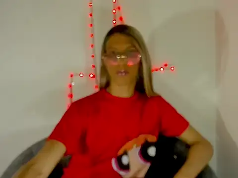SweetDesaire1 online show from 04-22-26, 05:47