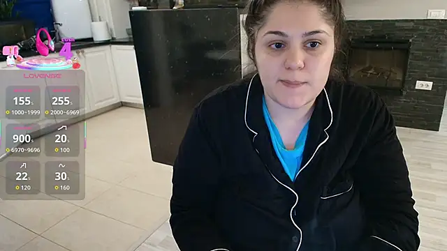 Layla- online show from 01-14-26, 01:06