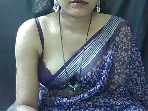 Snapshot of sugandha_bhabhi chatting on 09-09-25, 04:39 sugandha bhabhi online show from 09-09-25, 04:39