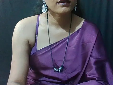 Snapshot of sugandha_bhabhi chatting on 10-07-25, 05:32 sugandha bhabhi online show from 10-07-25, 05:32