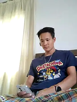 Snapshot of Dannyhobb chatting on 06-09-26, 03:29 Dannyhobb online show from 06-09-26, 03:29