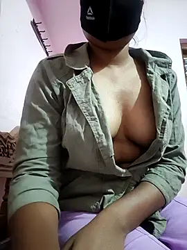Snapshot of Noghtygirl chatting on 09-25-25, 04:32 Noghtygirl online show from 09-25-25, 04:32