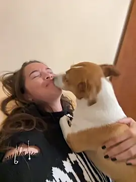 Snapshot of Beverly_Hilll chatting on 10-02-25, 03:19 Beverly Hilll online show from 10-02-25, 03:19