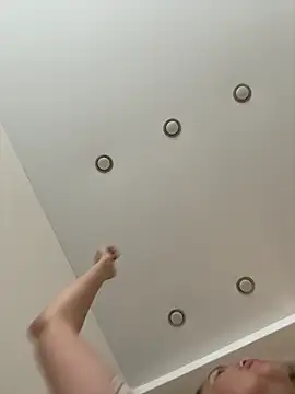 Snapshot of Beverly_Hilll chatting on 10-13-25, 12:27 Beverly Hilll online show from 10-13-25, 12:27