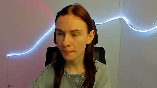 Fiona Night online show from 03-20-25, 01:24