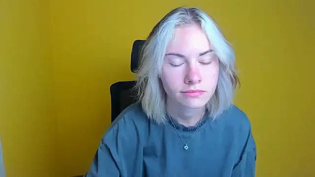 Fiona Night online show from 09-09-25, 05:07