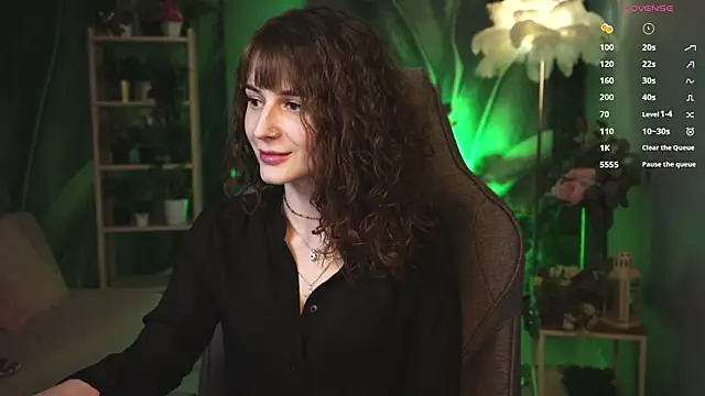 OliviaMcClean online show from 05-04-26, 11:34
