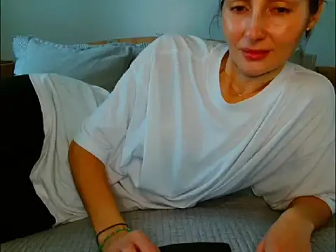 Irina9793 online show from 05-12-26, 05:59