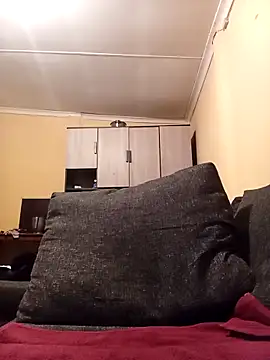 JuicyMilkyTizzy online show from 10-22-25, 09:25