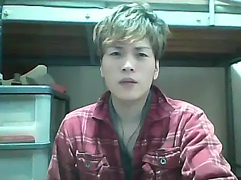 Snapshot of mgnhiroyuki chatting on 03-09-25, 05:17 mgnhiroyuki online show from 03-09-25, 05:17