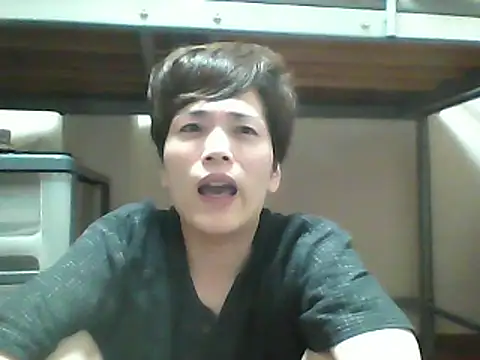 Snapshot of mgnhiroyuki chatting on 09-12-25, 04:07 mgnhiroyuki online show from 09-12-25, 04:07