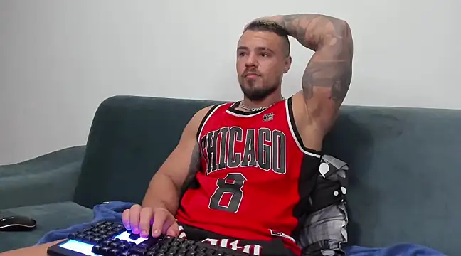 Tiberius hunk online show from 03-10-25, 07:10