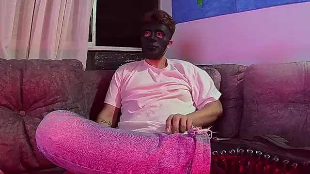 PaulZacx online show from 12-02-25, 04:18