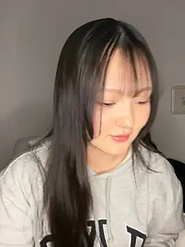 Snapshot of MinaKubo chatting on 04-20-26, 03:15 MinaKubo online show from 04-20-26, 03:15