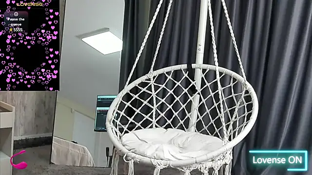 Snapshot of LexyAva chatting on 03-12-25, 02:12 LexyAva online show from 03-12-25, 02:12