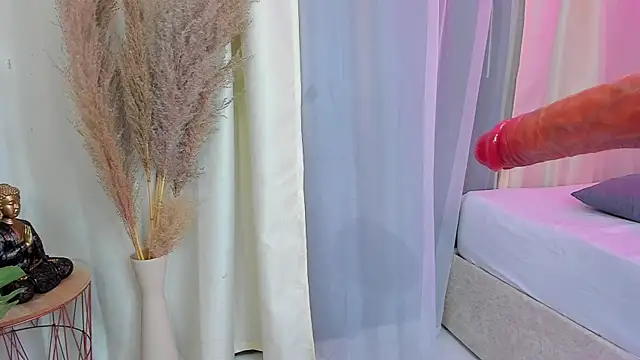 im hanna1 online show from 11-28-25, 08:00