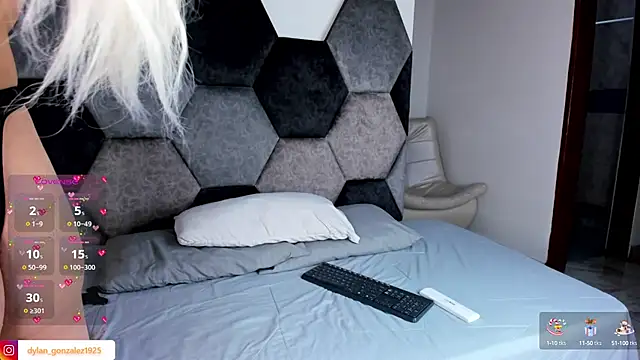 Snapshot of Dylan_Turnerr chatting on 09-17-25, 10:22 Dylan Turnerr online show from 09-17-25, 10:22