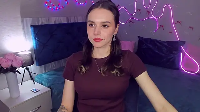 EmelyMason online show from 04-09-26, 05:40