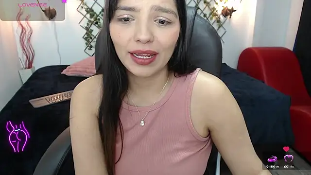 Snapshot of issa__nassar chatting on 10-02-25, 01:29 issa nassar online show from 10-02-25, 01:29