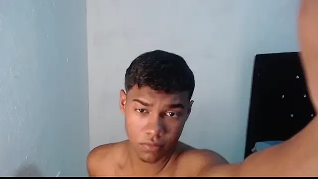 Jampier sexyboy online show from 03-08-25, 08:25