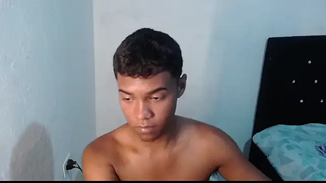 Jampier sexyboy online show from 03-11-25, 04:07