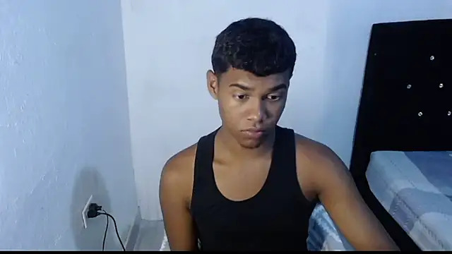 Jampier sexyboy online show from 03-17-25, 02:52