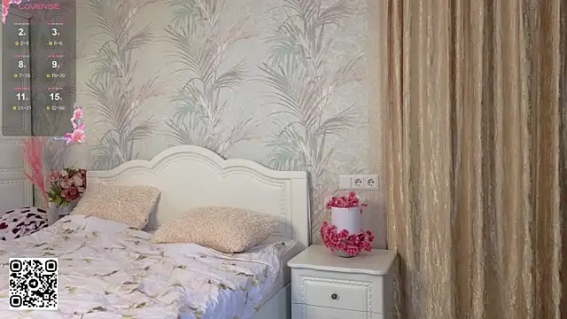 Snapshot of JaneVibes chatting on 11-01-25, 06:37 JaneVibes online show from 11-01-25, 06:37