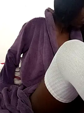 Missvixen81 online show from 10-31-25, 04:13