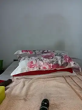 Missvixen81 online show from 03-05-26, 08:21