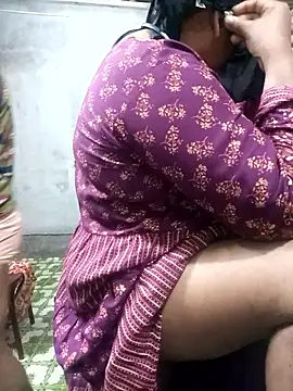 Pakhi Couple 69 online show from 09-14-25, 05:34