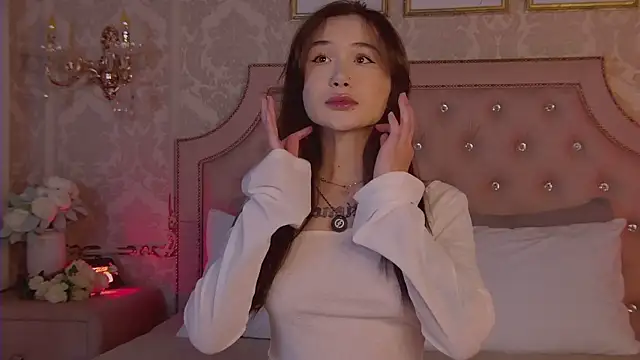 HeatherSweet  online show from 10-10-25, 05:45