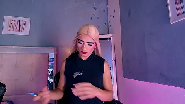Emily Castillo 1 online show from 07-06-26, 04:53