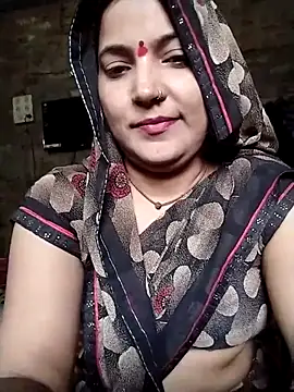 Snapshot of Maidangirl chatting on 10-24-25, 02:30 Maidangirl online show from 10-24-25, 02:30