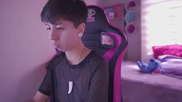 tommy blue online show from 03-09-25, 03:27