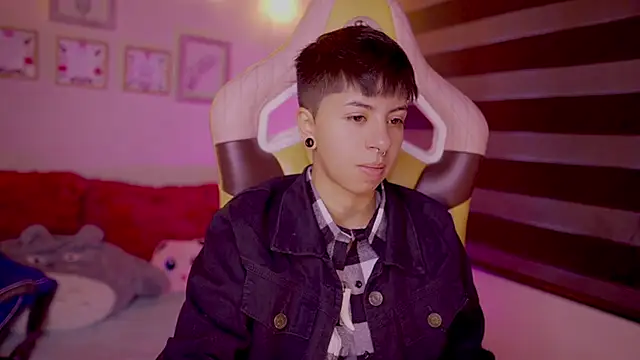 tommy blue online show from 03-21-25, 12:39