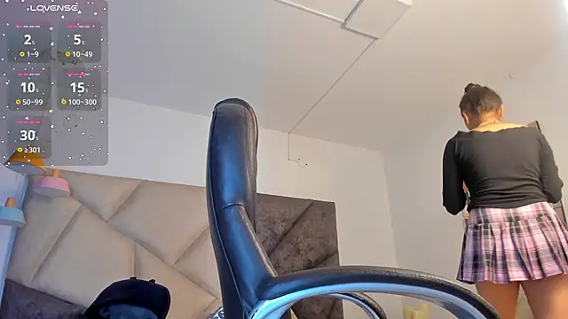 SaskiaGrendel online show from 01-09-26, 11:50