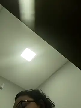 viviksmel online show from 12-19-25, 04:03