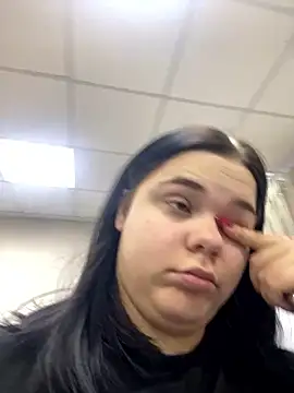 Snapshot of Eliss_Shyyo chatting on 01-15-26, 07:57 Eliss Shyyo online show from 01-15-26, 07:57