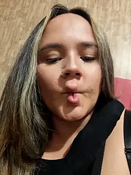 mandy-moore online show from 04-21-26, 04:30