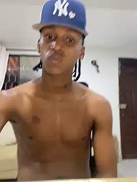 kyle ivo00 online show from 03-17-25, 06:07