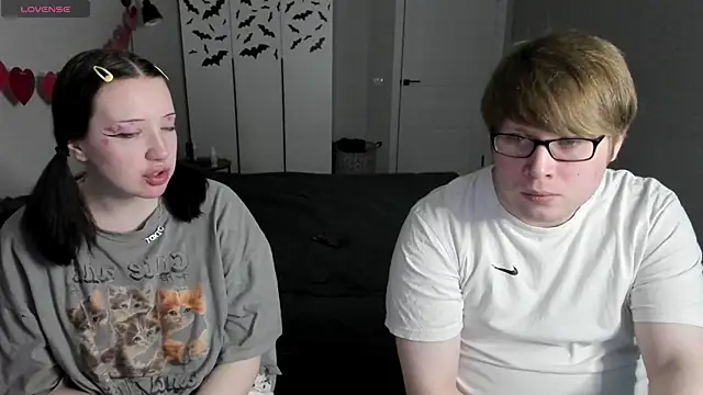 JayMollyy online show from 04-15-26, 05:20