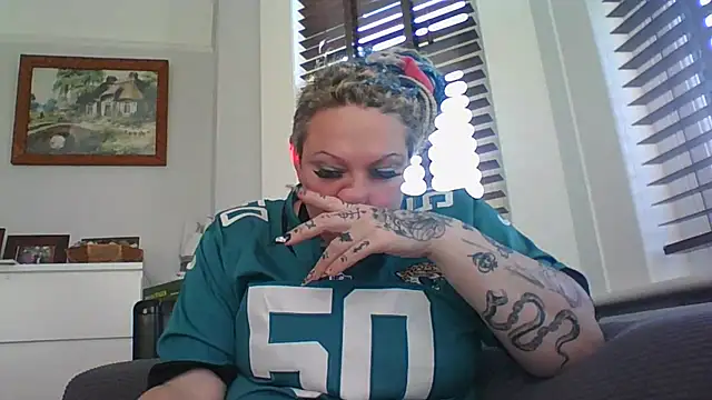 Snapshot of livieblainn chatting on 03-03-25, 03:53 livieblainn online show from 03-03-25, 03:53